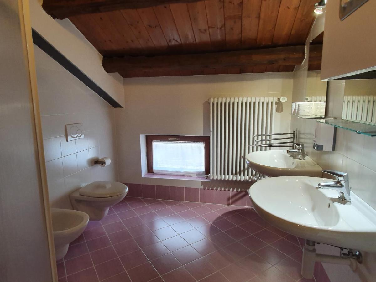 Fondazione Lucia De Conz Hostel San Gregorio nelle Alpi Luaran gambar
