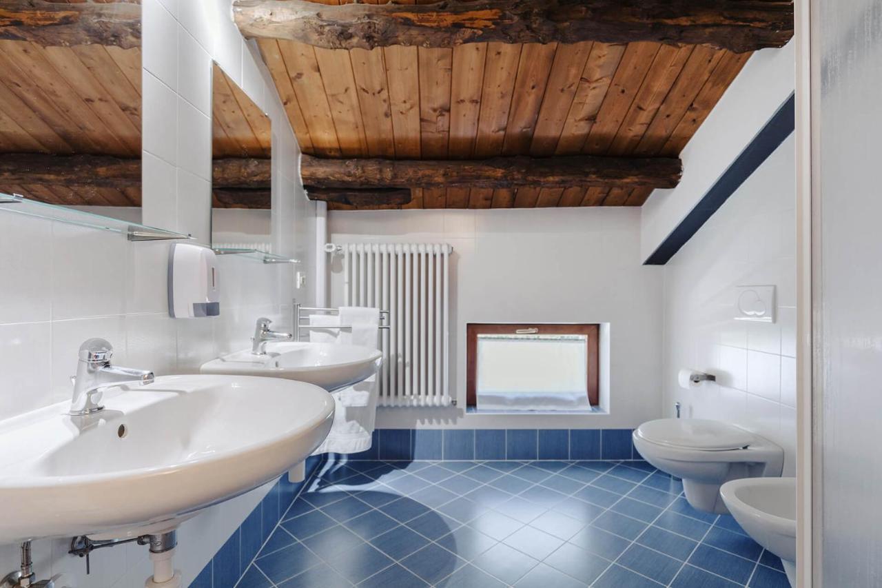 Fondazione Lucia De Conz Hostel San Gregorio nelle Alpi Luaran gambar
