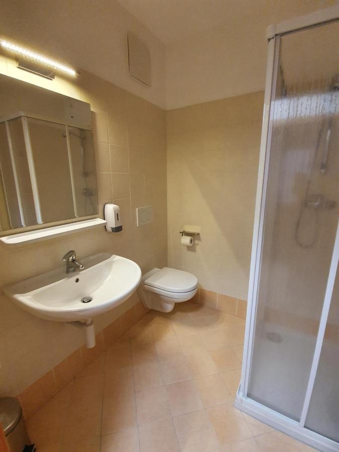 Fondazione Lucia De Conz Hostel San Gregorio nelle Alpi Luaran gambar