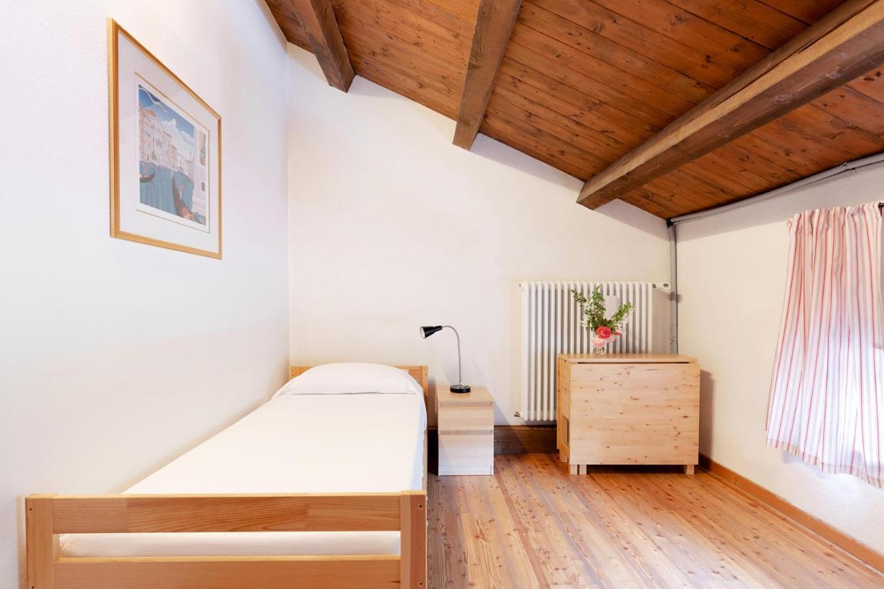 Fondazione Lucia De Conz Hostel San Gregorio nelle Alpi Luaran gambar
